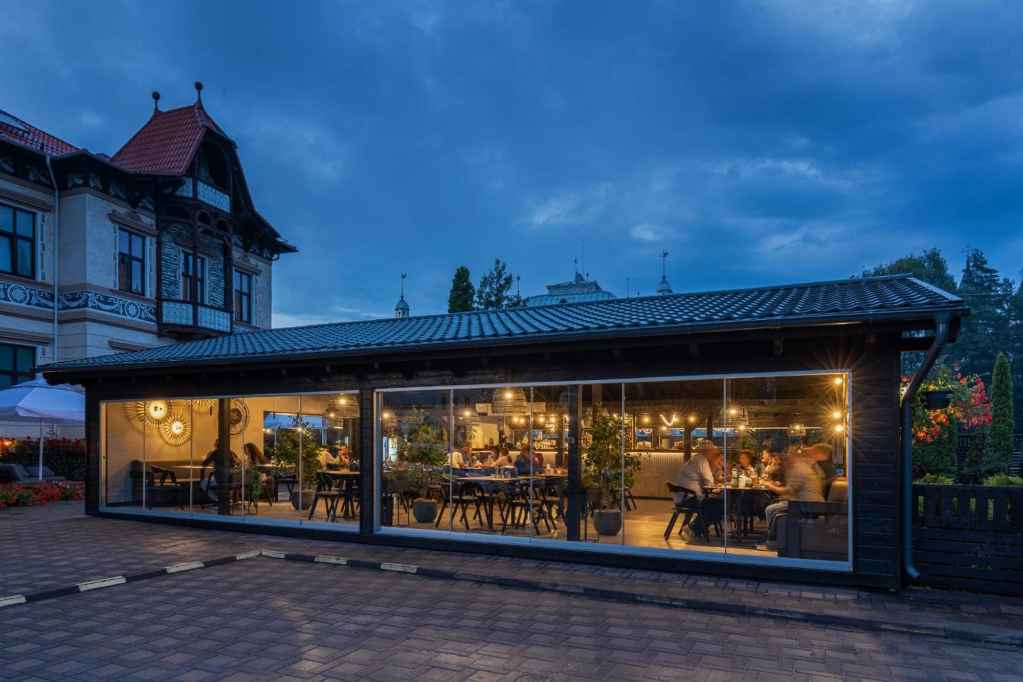 Hotel Carol - Vatra Dornei Exterior foto